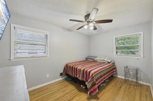 6924 Drew Avenue N, Brooklyn Center, MN 55429