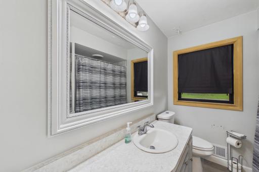 6924 Drew Avenue N, Brooklyn Center, MN 55429