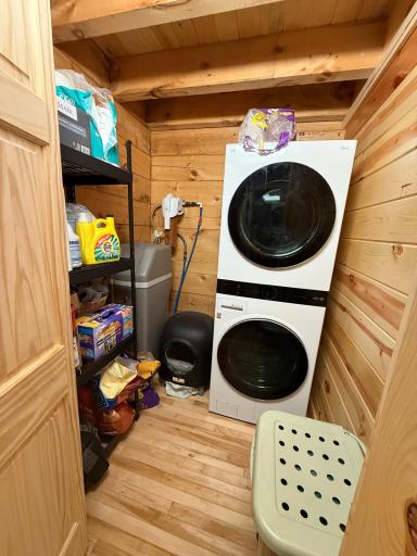 37590 Degerstrom Road, Askov, MN 55704
