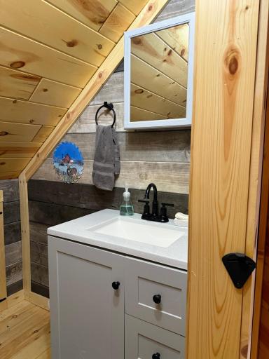 37590 Degerstrom Road, Askov, MN 55704