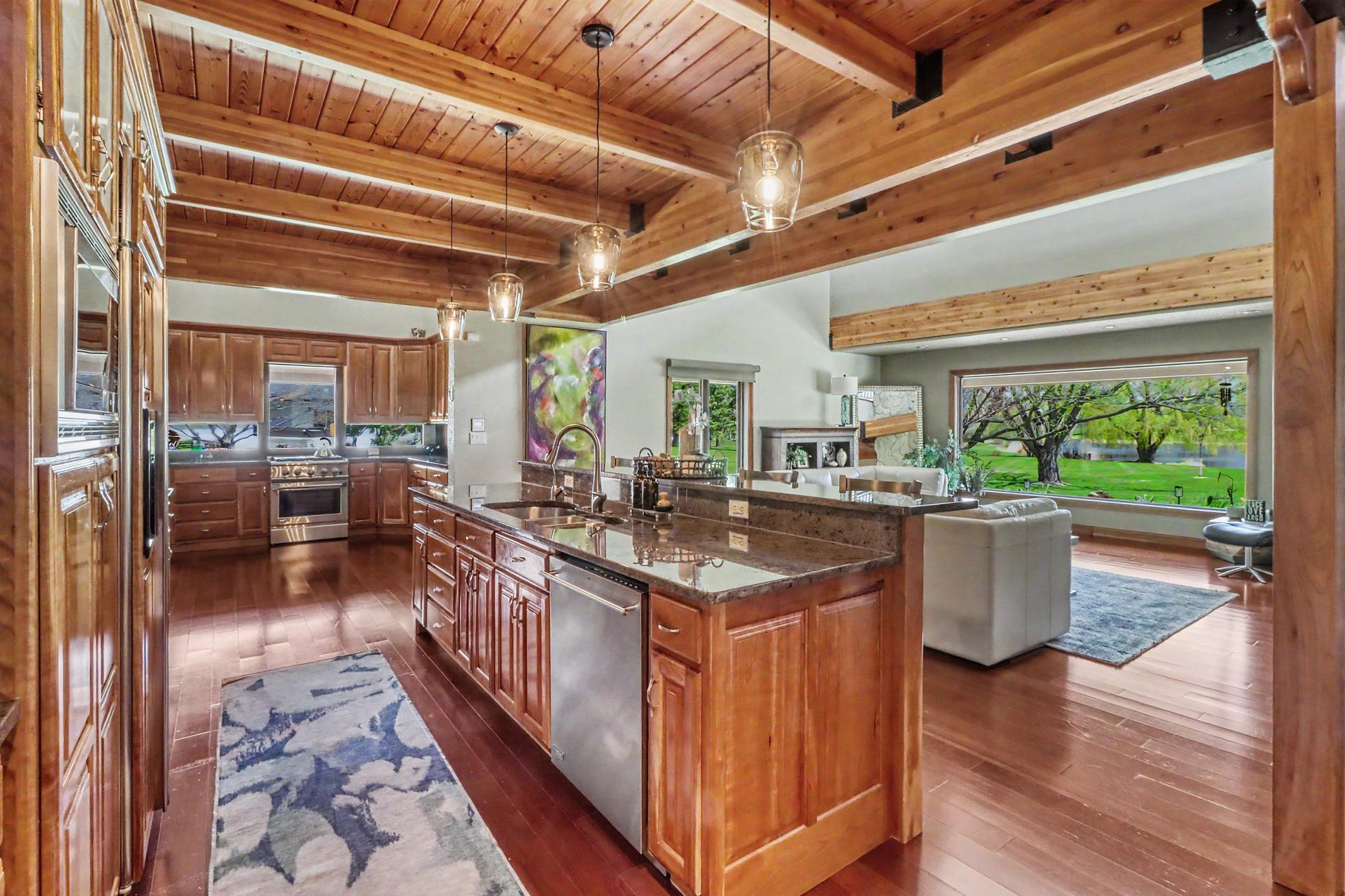 4Kitchen1_2-3264.jpeg