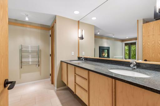 1 Chickadee Lane, North Oaks, MN 55127