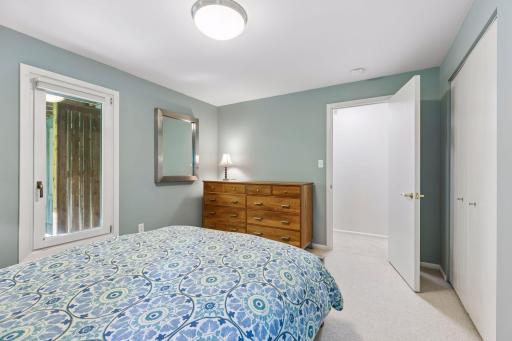 1 Chickadee Lane, North Oaks, MN 55127