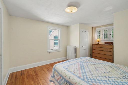 3855 Sheridan Avenue N, Minneapolis, MN 55412