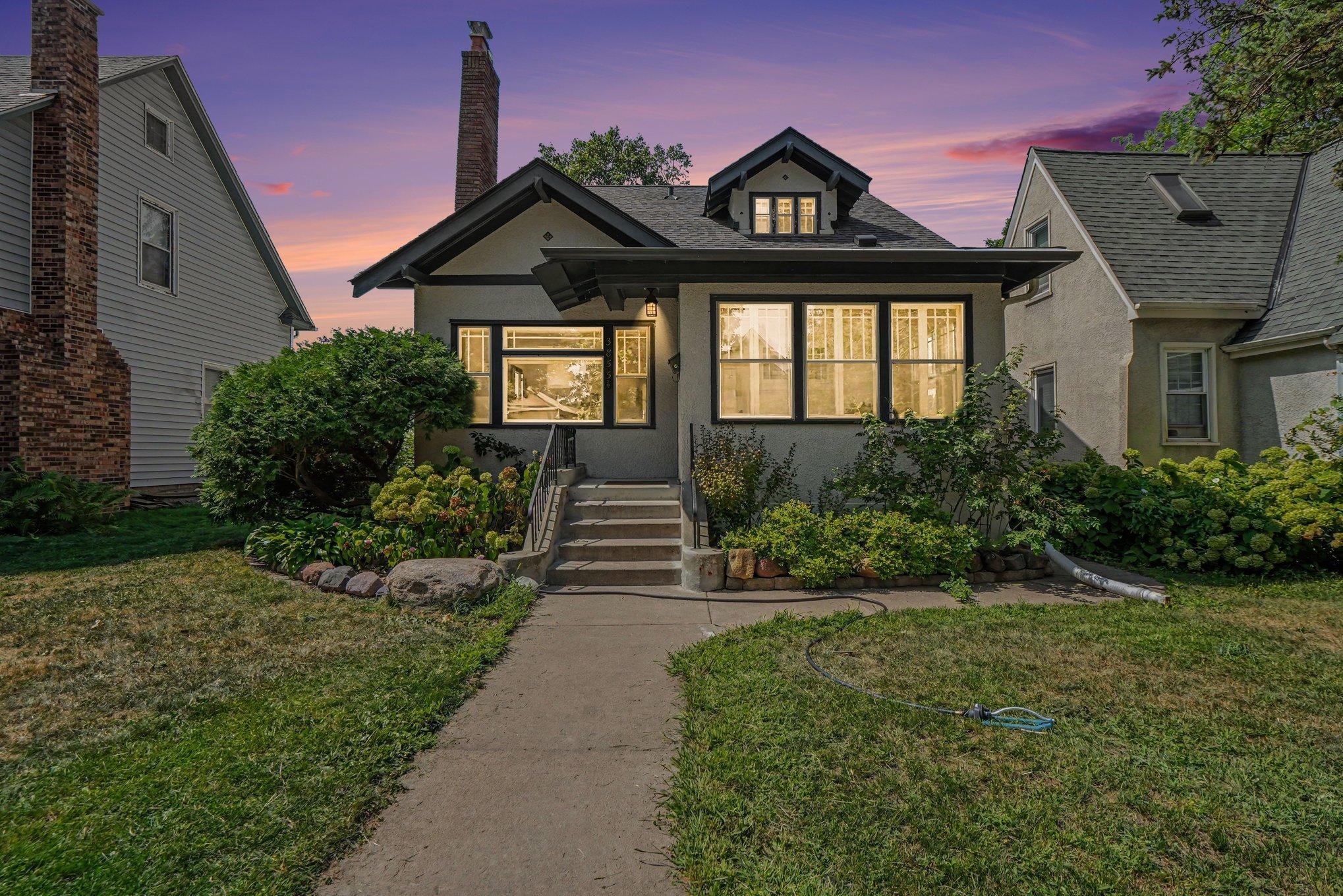 3855 Sheridan Av. N.- YOUR new home!