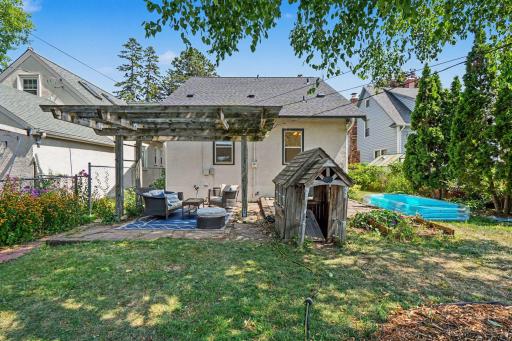 3855 Sheridan Avenue N, Minneapolis, MN 55412