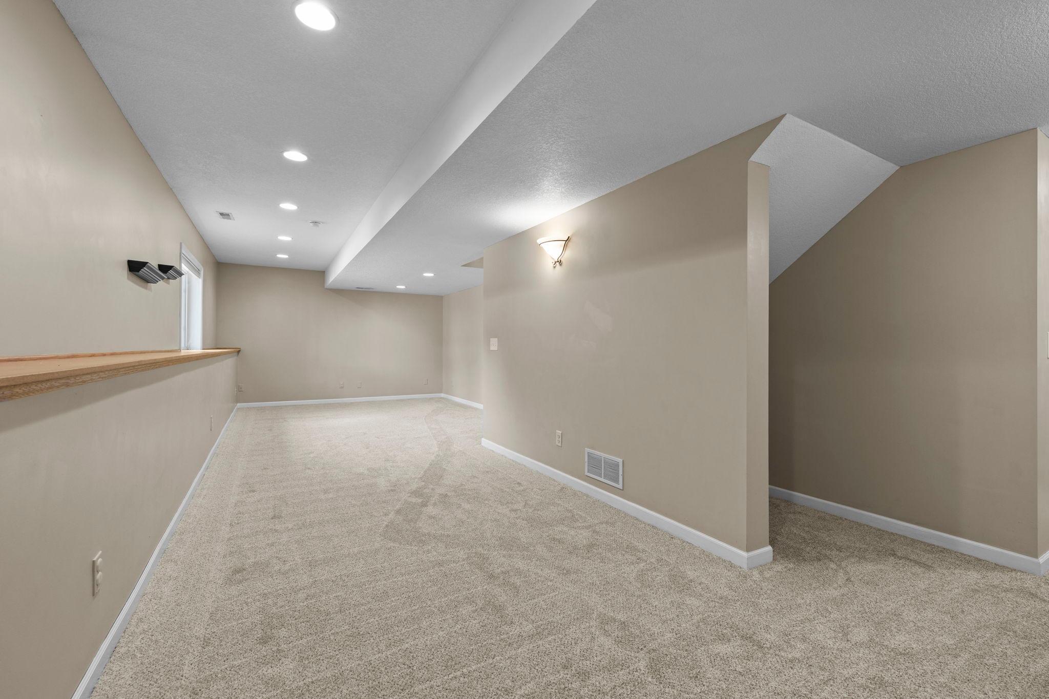 70-web-or-mls-2147 Ponds Ct-195.jpg