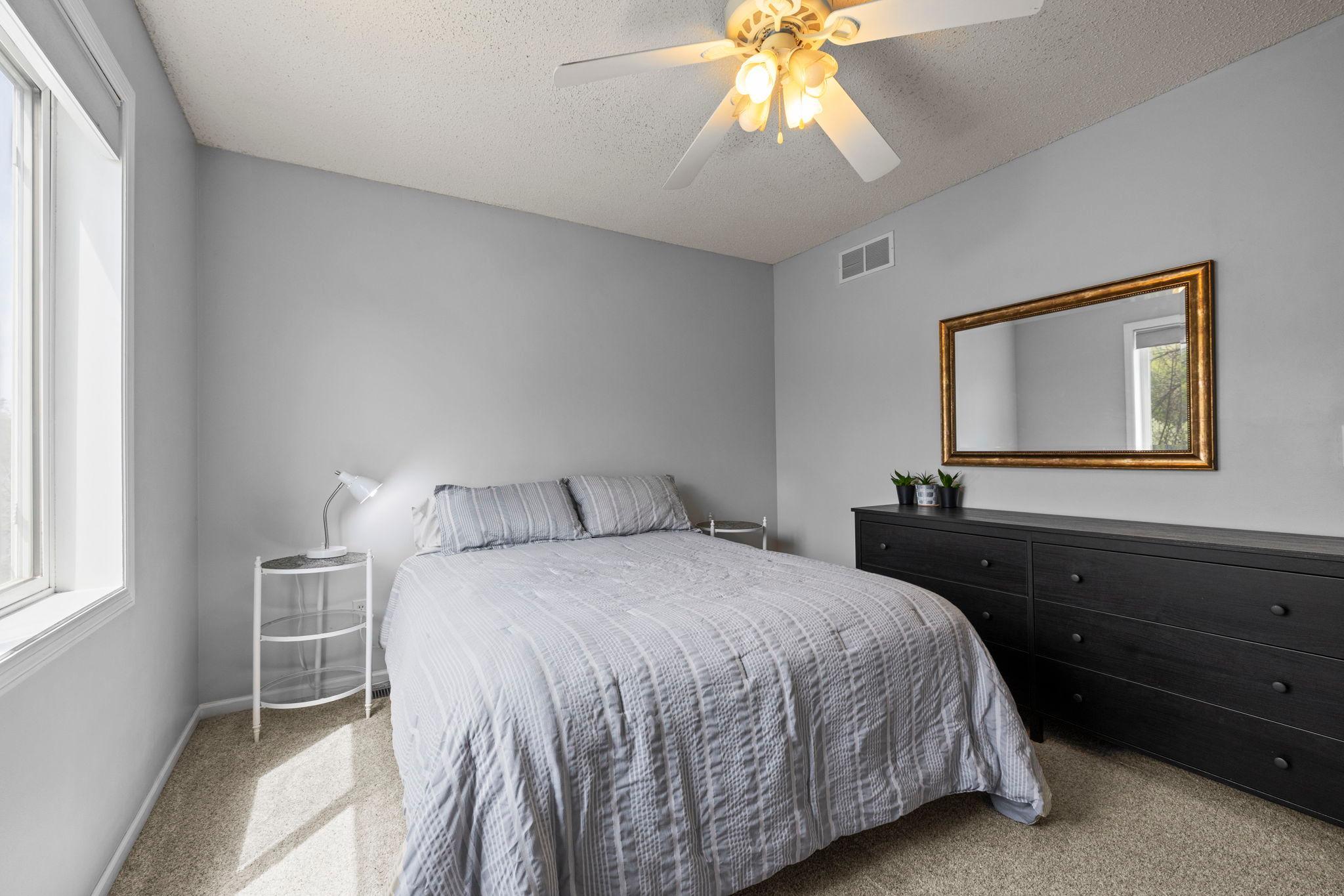 60-web-or-mls-2147 Ponds Ct-325.jpg