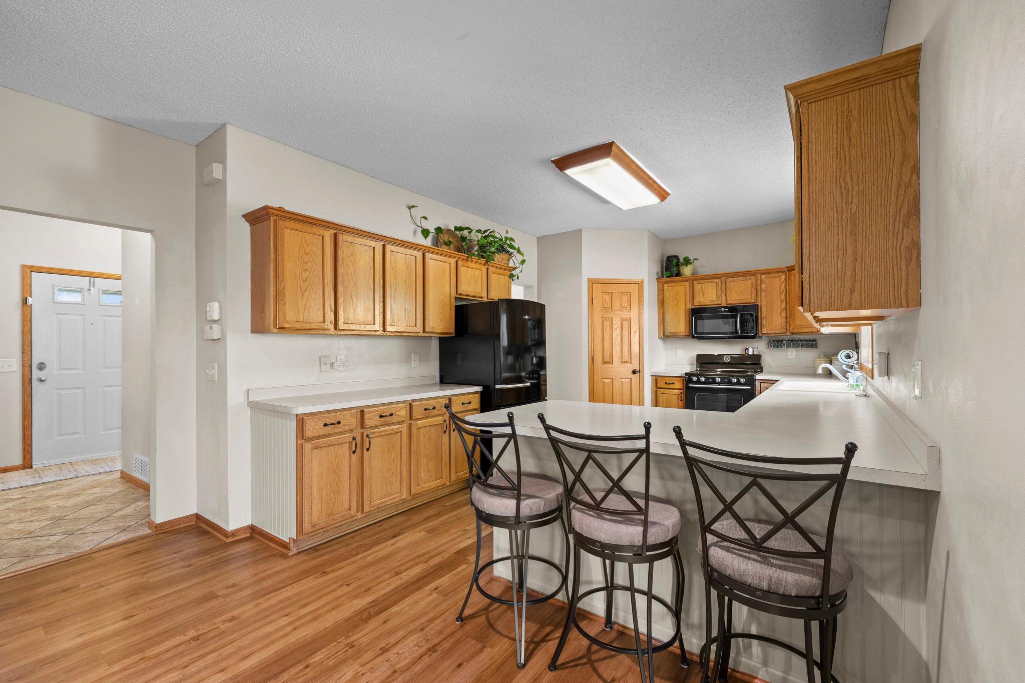 36-web-or-mls-2147 Ponds Ct-70.jpg