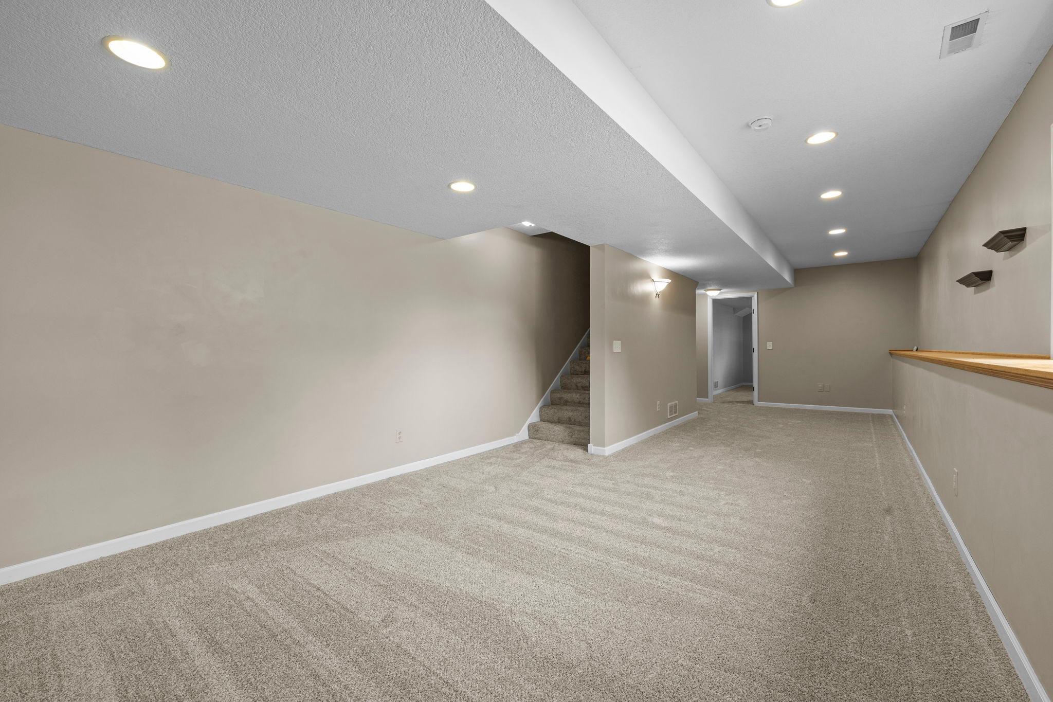69-web-or-mls-2147 Ponds Ct-190.jpg