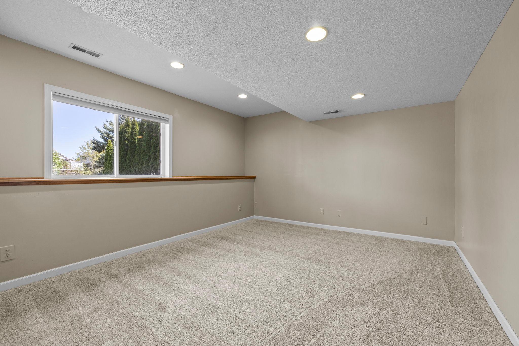 65-web-or-mls-2147 Ponds Ct-175.jpg