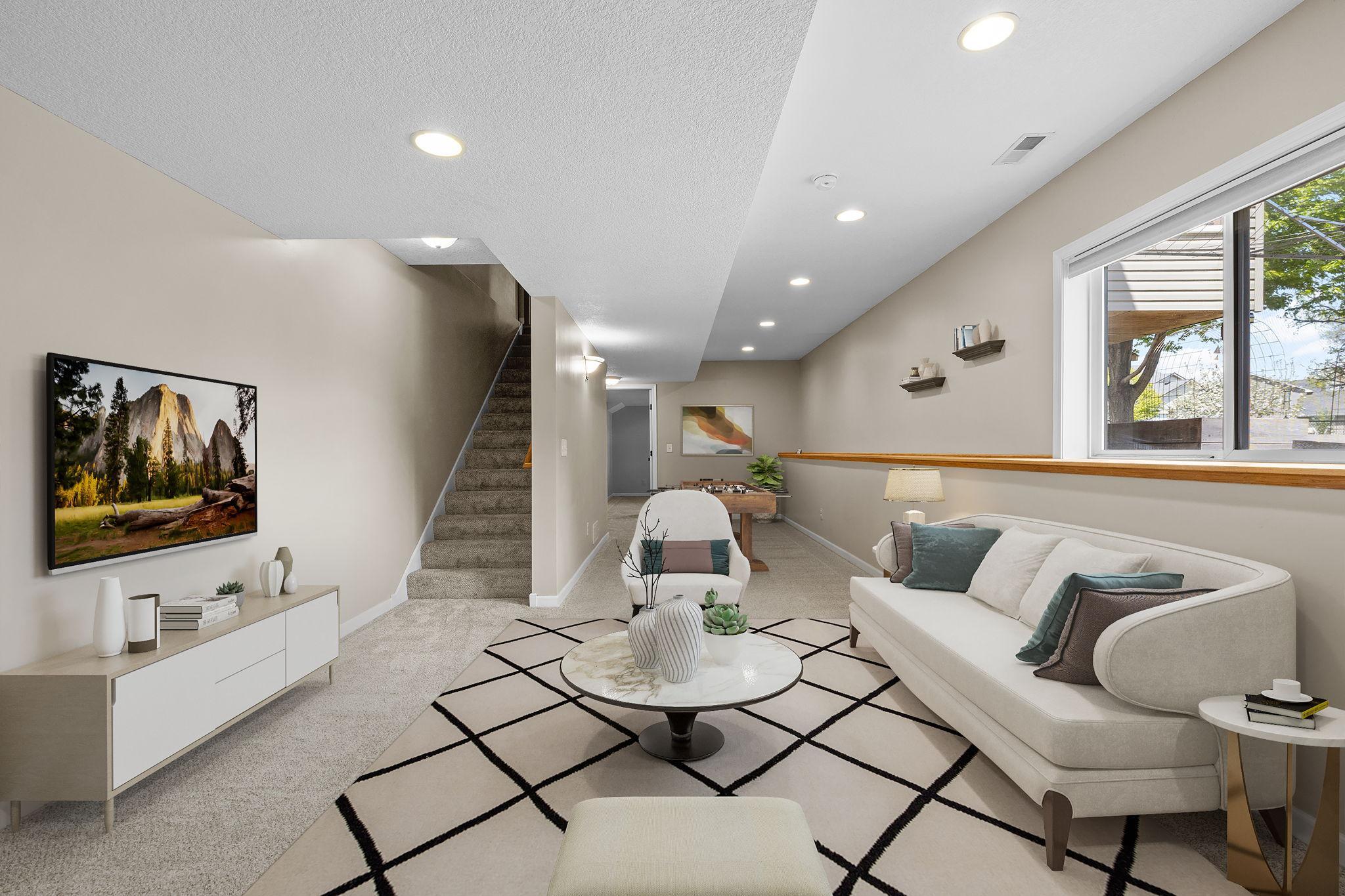 68-web-or-mls-2147 Ponds Ct-185_Final.jpg