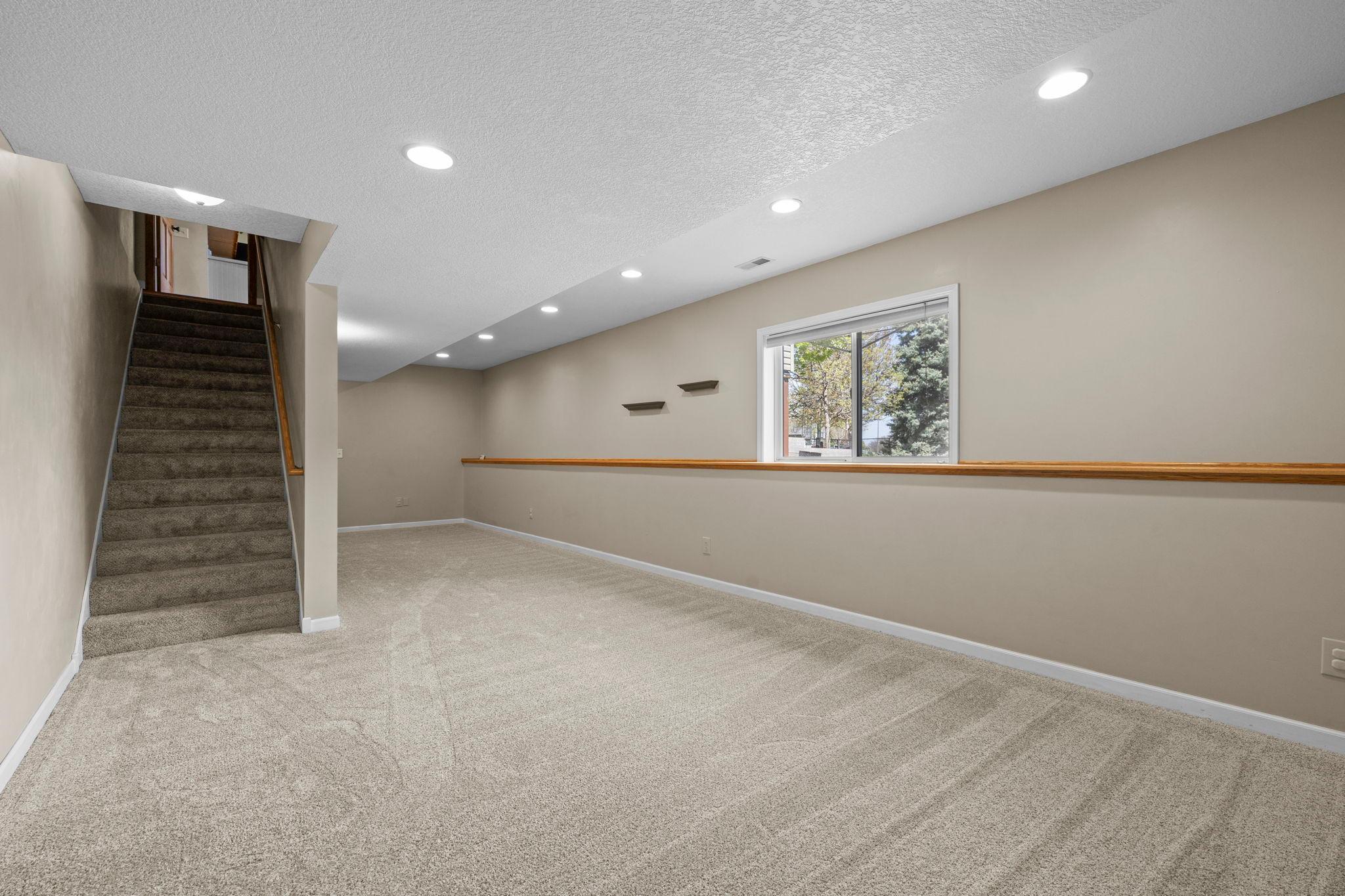 66-web-or-mls-2147 Ponds Ct-180.jpg