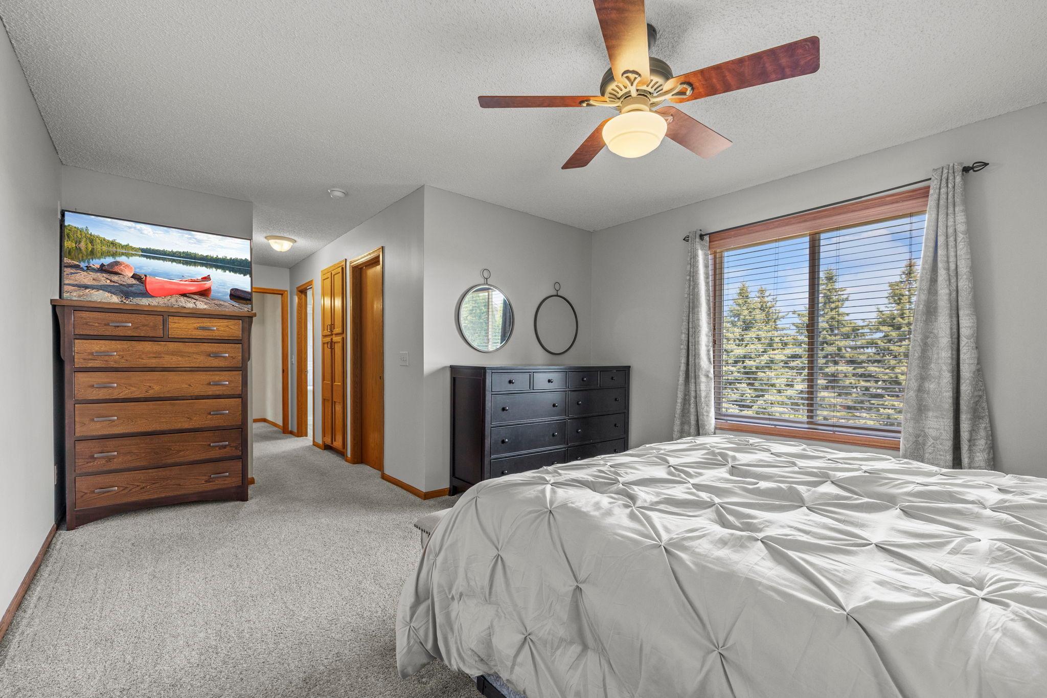 45-web-or-mls-2147 Ponds Ct-245.jpg