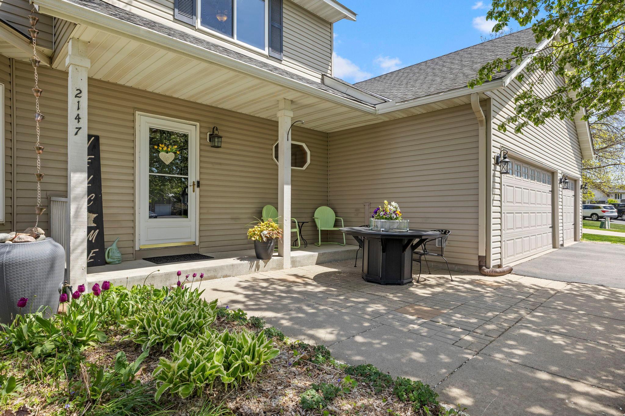 14-web-or-mls-2147 Ponds Ct-354.jpg