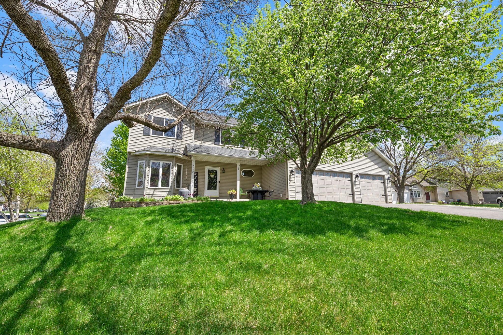 7-web-or-mls-2147 Ponds Ct-379.jpg