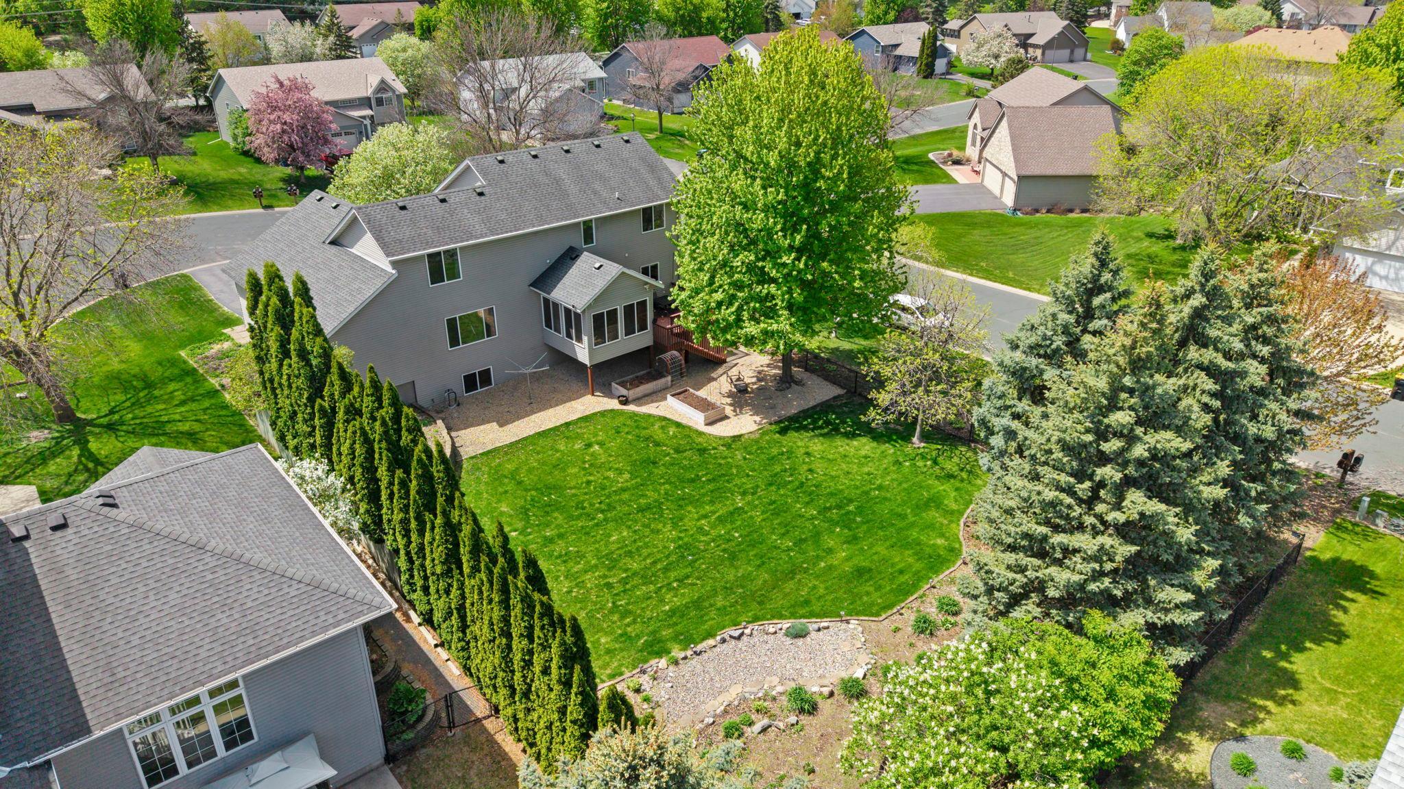 95-web-or-mls-2147 Ponds Ct-446.jpg