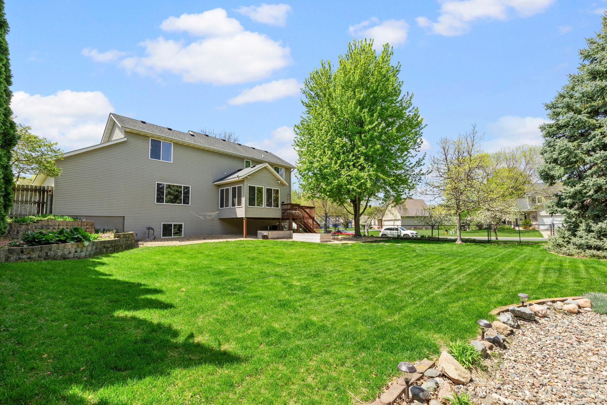 92-web-or-mls-2147 Ponds Ct-424.jpg