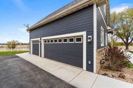 8665 Pioneer Trail, Loretto, MN 55357