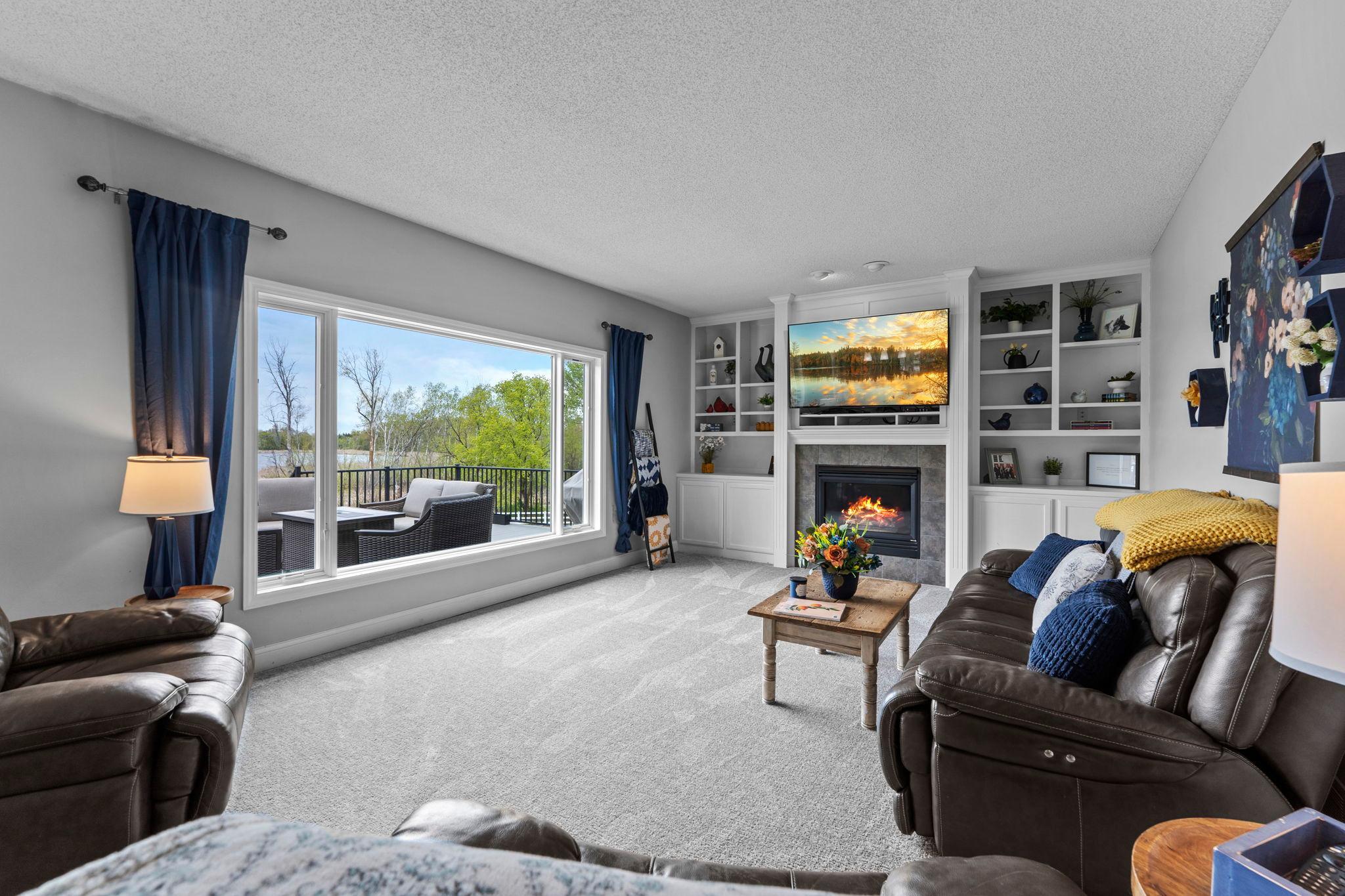 23-web-or-mls-8665 Pioneer Trail-133.jpg