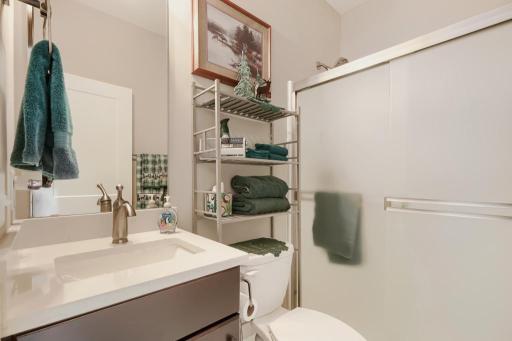 5224 217th Street West - MLS Sized - 018 - 18 Bathroom.jpg
