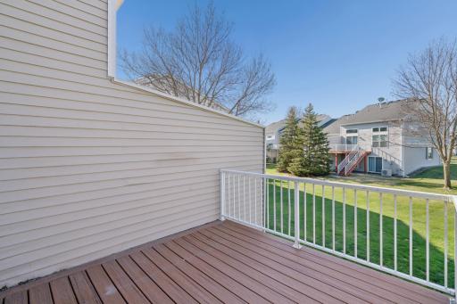 2121 Saint Johns Court, Saint Paul, MN 55129