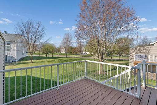 2121 Saint Johns Court, Saint Paul, MN 55129