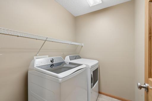 2121 Saint Johns Court, Saint Paul, MN 55129