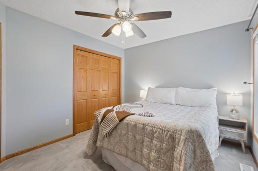 2121 Saint Johns Court, Saint Paul, MN 55129