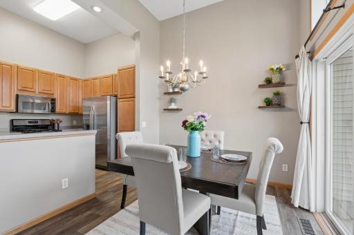 2121 Saint Johns Court, Saint Paul, MN 55129