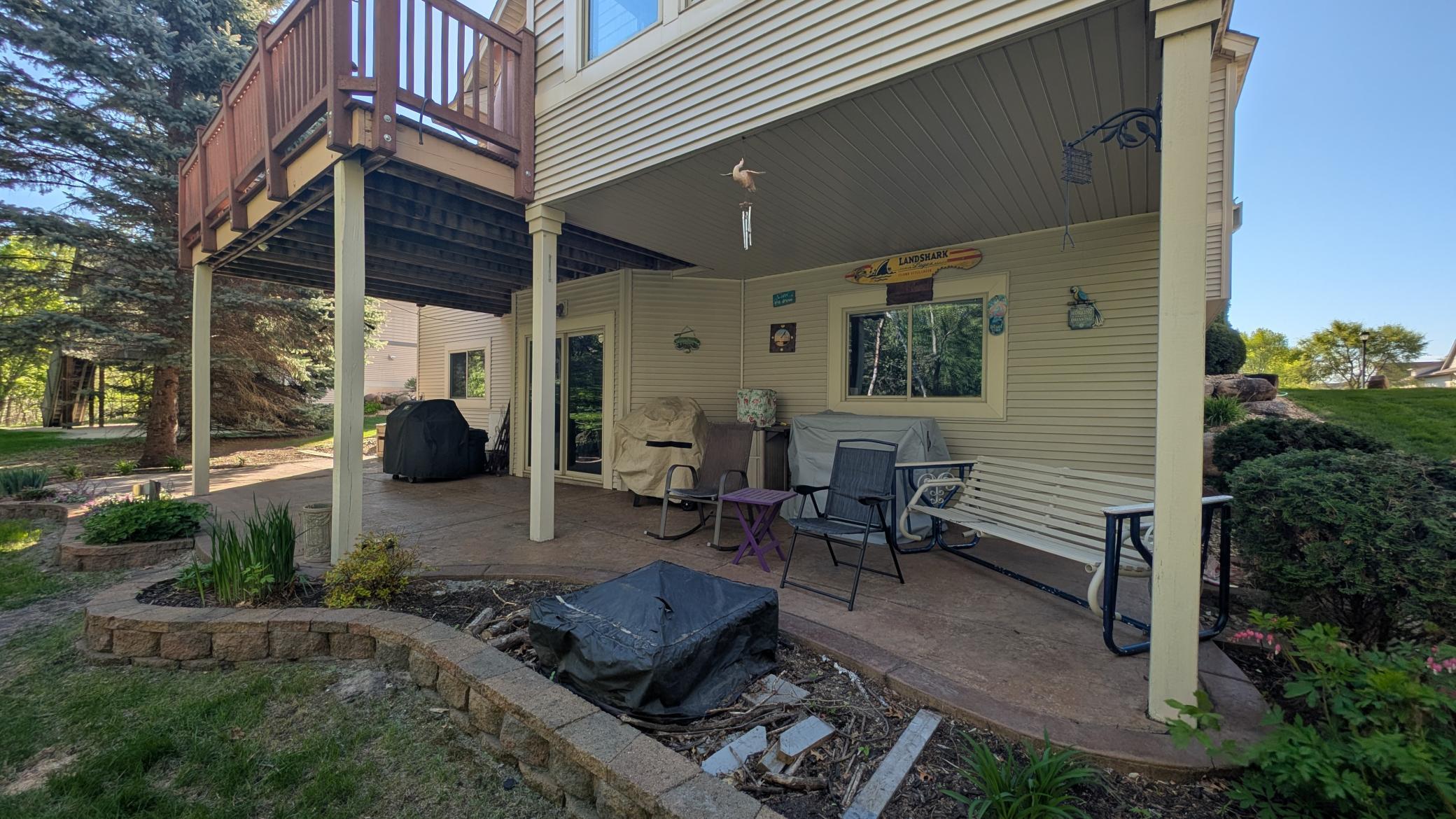 Lower level stamped pation has plenty of space for entertaining, hanging out or enjoing a bon fire.