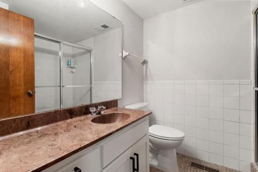 1948 Crown Point Drive, Saint Paul, MN 55118