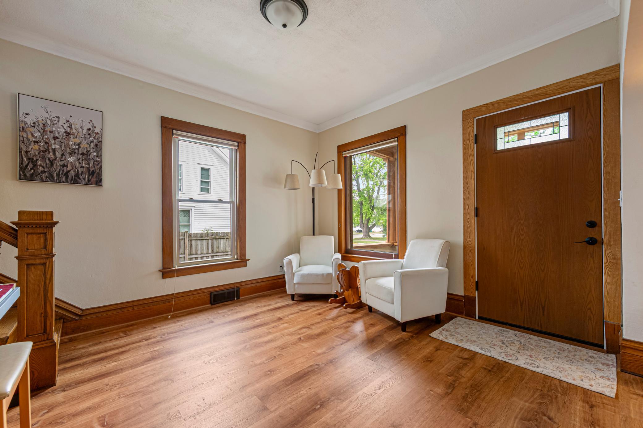 Entry Sitting Area