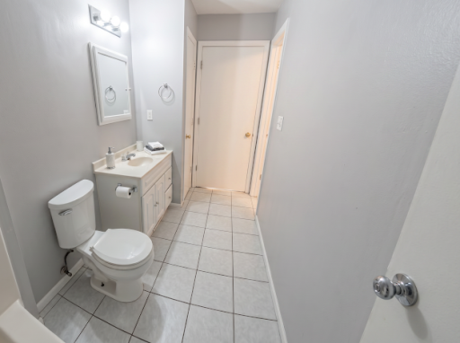 5259 Knox Avenue N, Minneapolis, MN 55430
