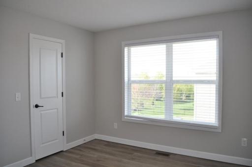 6886 Jewel Avenue S, Cottage Grove, MN 55016