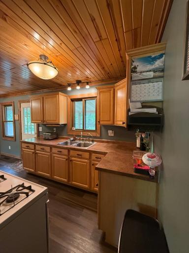 2554 Mission Road NE, Bemidji, MN 56601