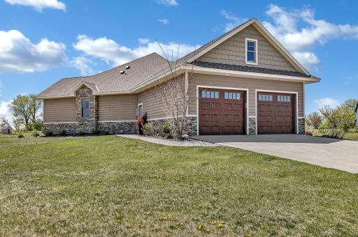 15599 138th Avenue NE, Spicer, MN 56288