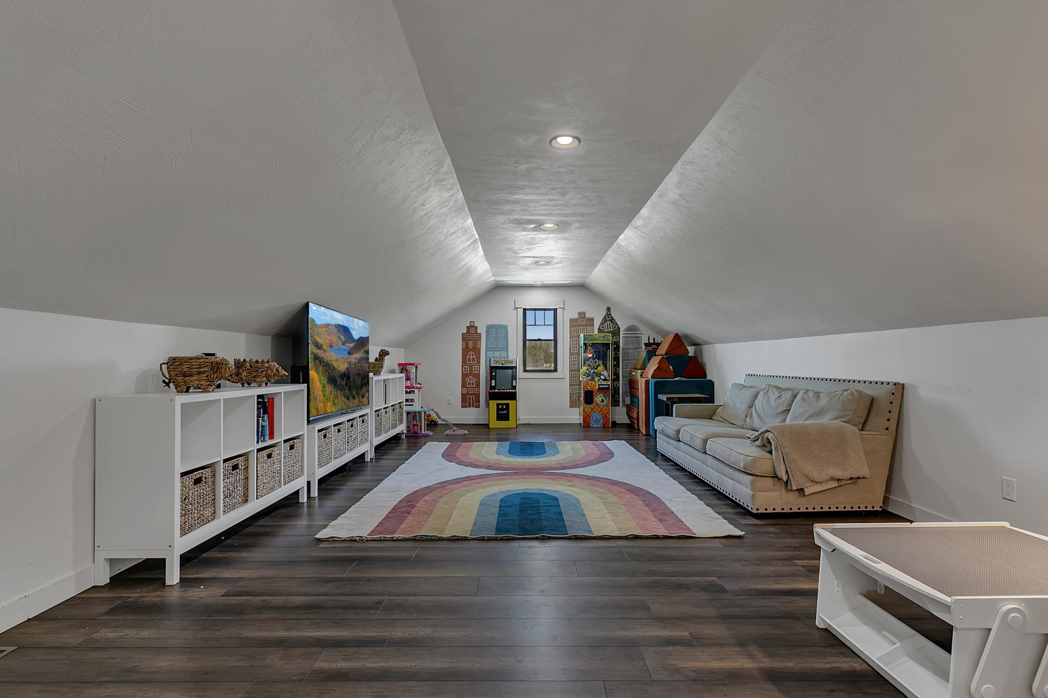 Bonus Room Above Garage