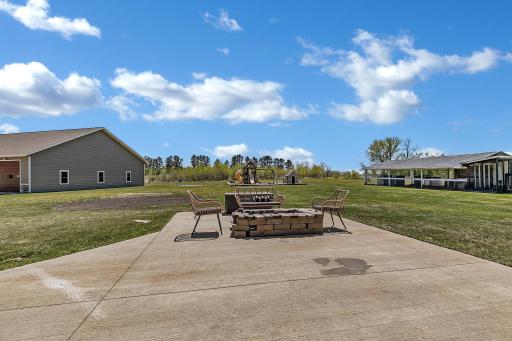 15599 138th Avenue NE, Spicer, MN 56288