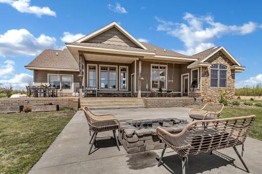 15599 138th Avenue NE, Spicer, MN 56288