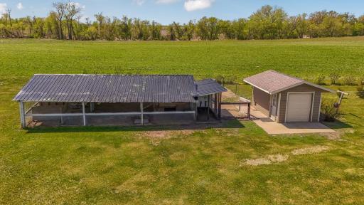 15599 138th Avenue NE, Spicer, MN 56288