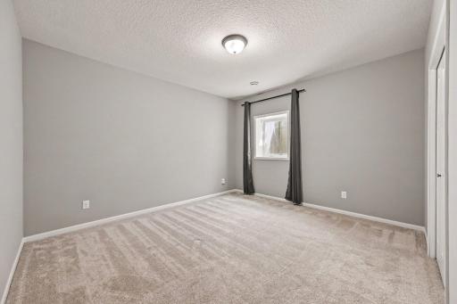16122 Estate Lane, Lakeville, MN 55044