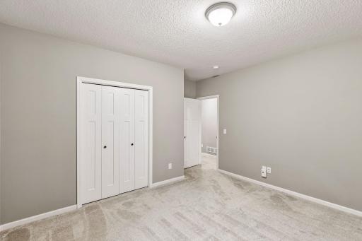 16122 Estate Lane, Lakeville, MN 55044