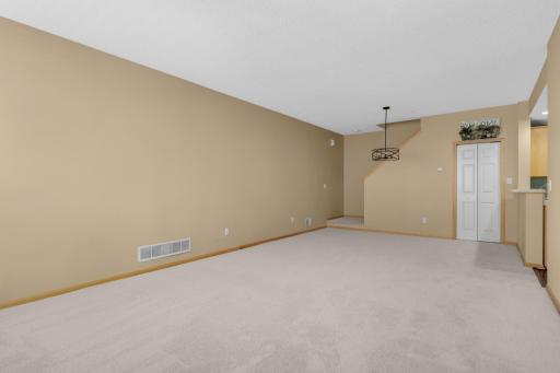 13915 52nd Avenue N, 1207, Minneapolis, MN 55446