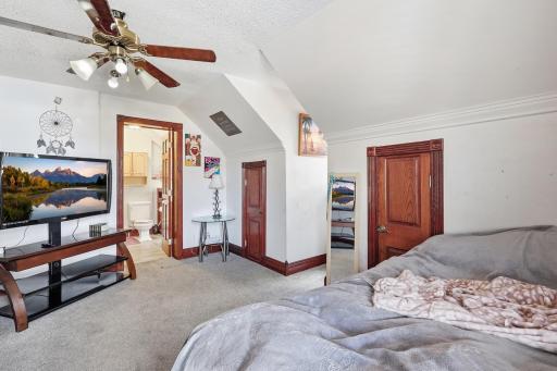 1415 44th Avenue N, Minneapolis, MN 55412