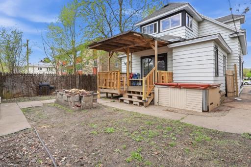 1415 44th Avenue N, Minneapolis, MN 55412