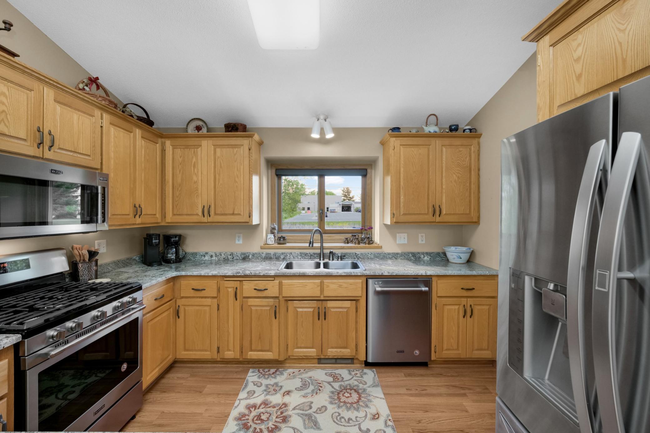 5-Kitchen 2.jpg