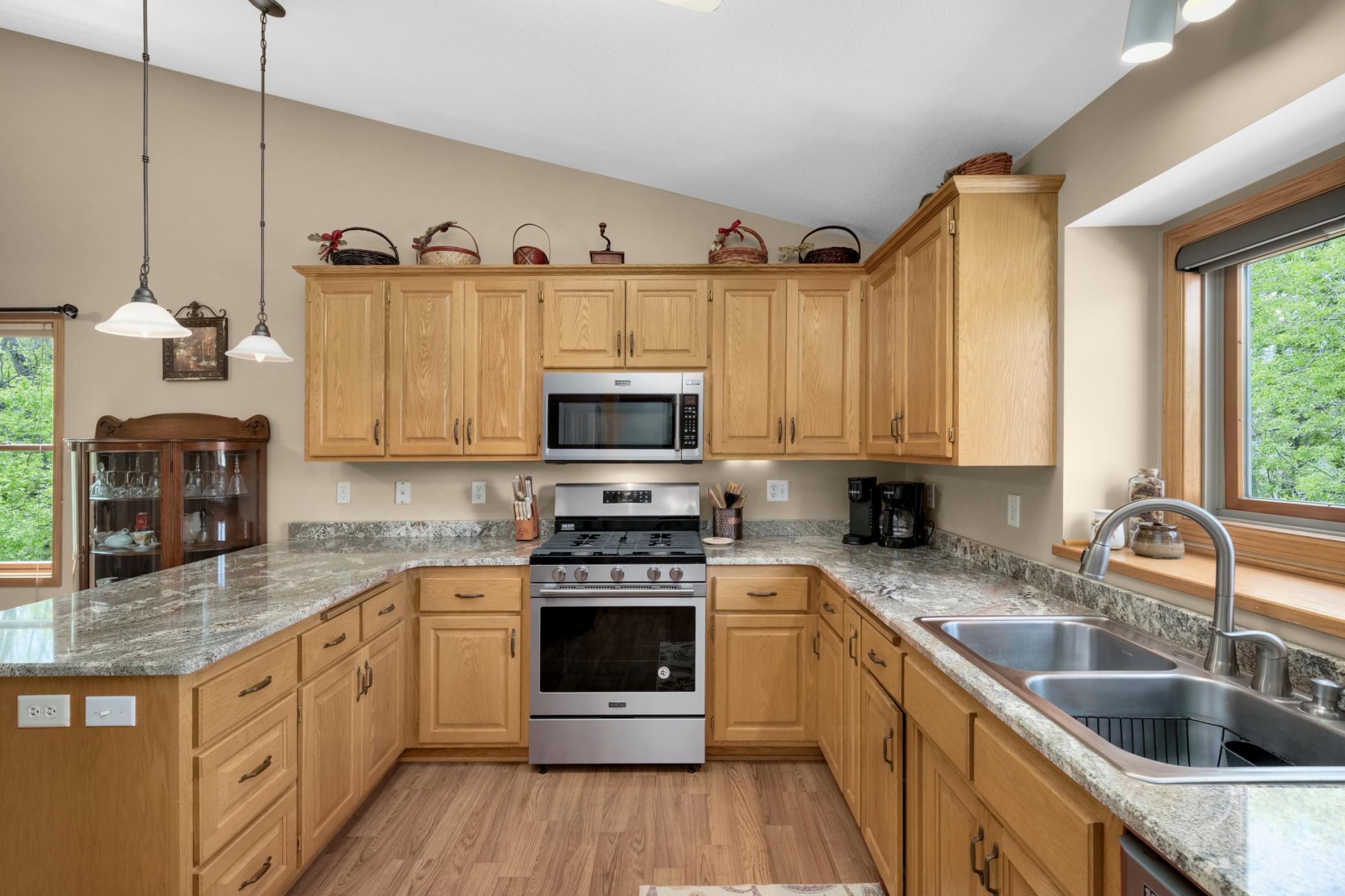 3-Kitchen.jpg