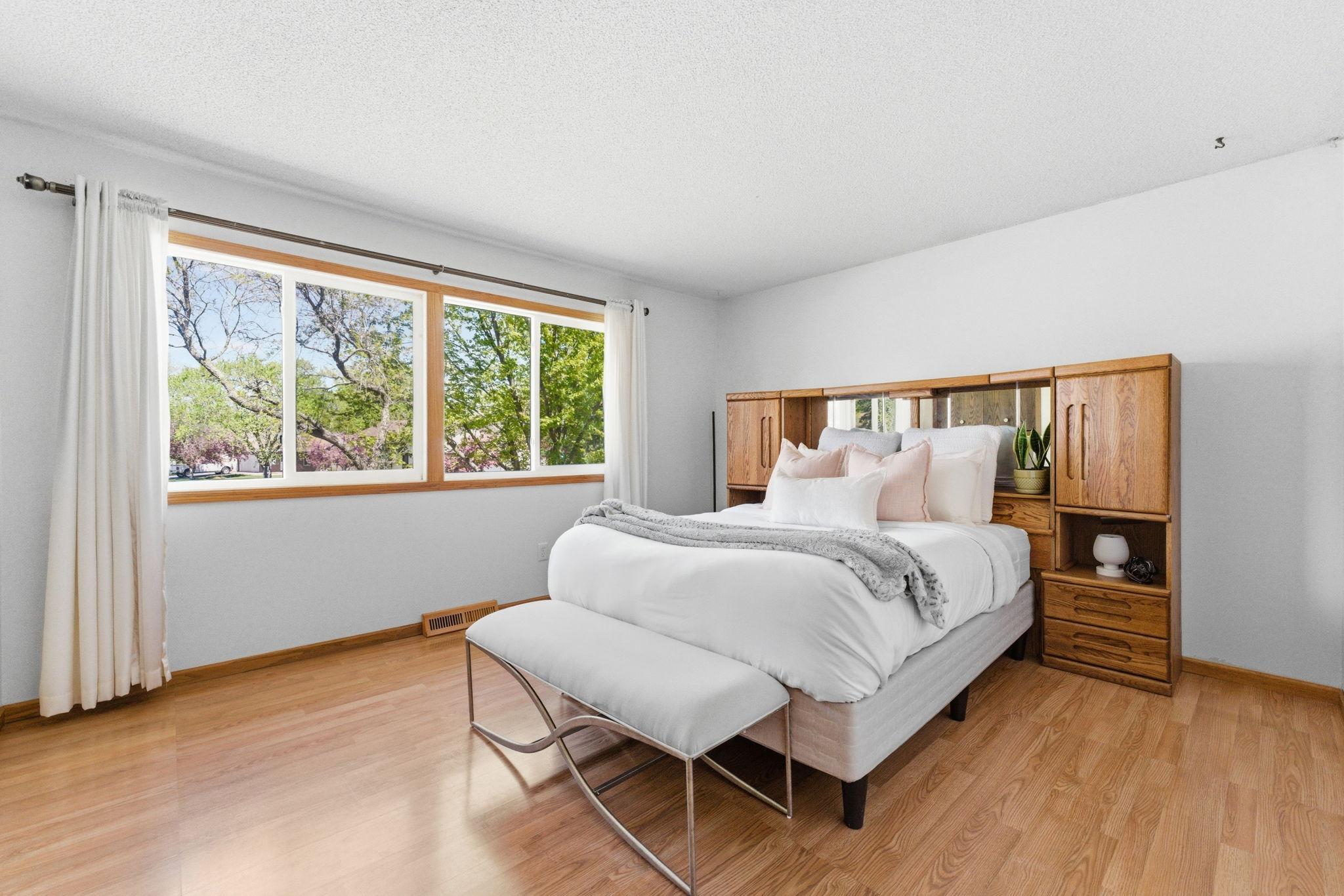 25-web-or-mls-DSC00247.jpg
