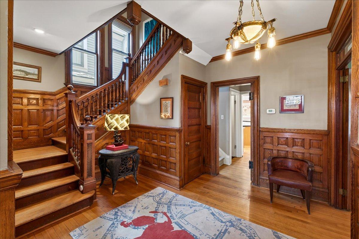 416 Laurel Avenue, Saint Paul, MN 55102